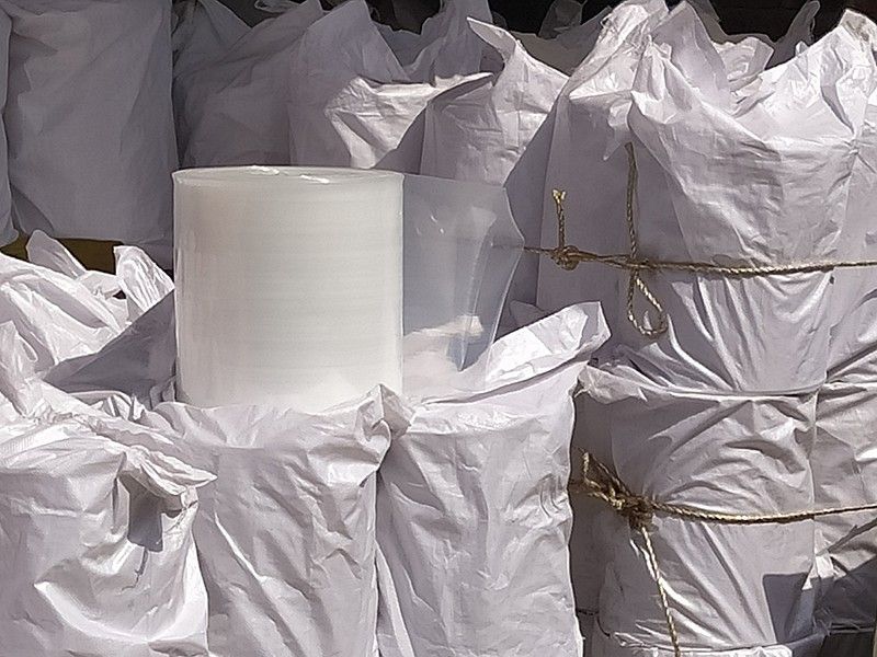 塑料薄膜通風(fēng)(fēng)管透明船廠